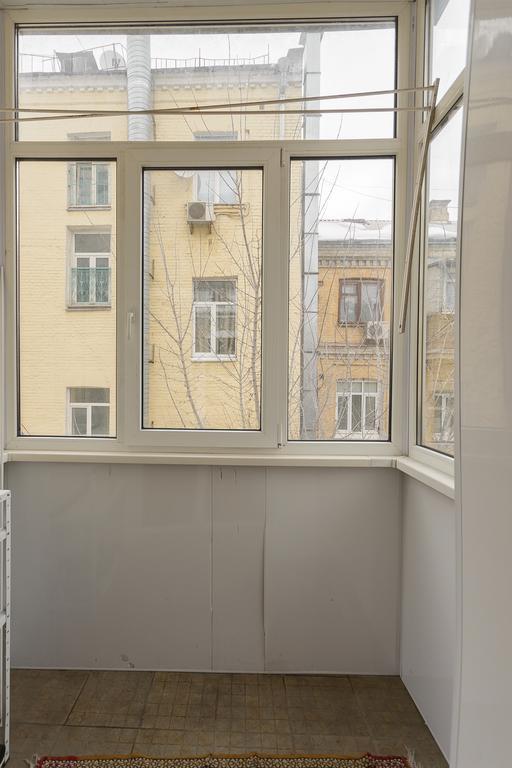 Простора 3 Кімнатна Біля Майдану Незалежності Διαμέρισμα Κίεβο Εξωτερικό φωτογραφία